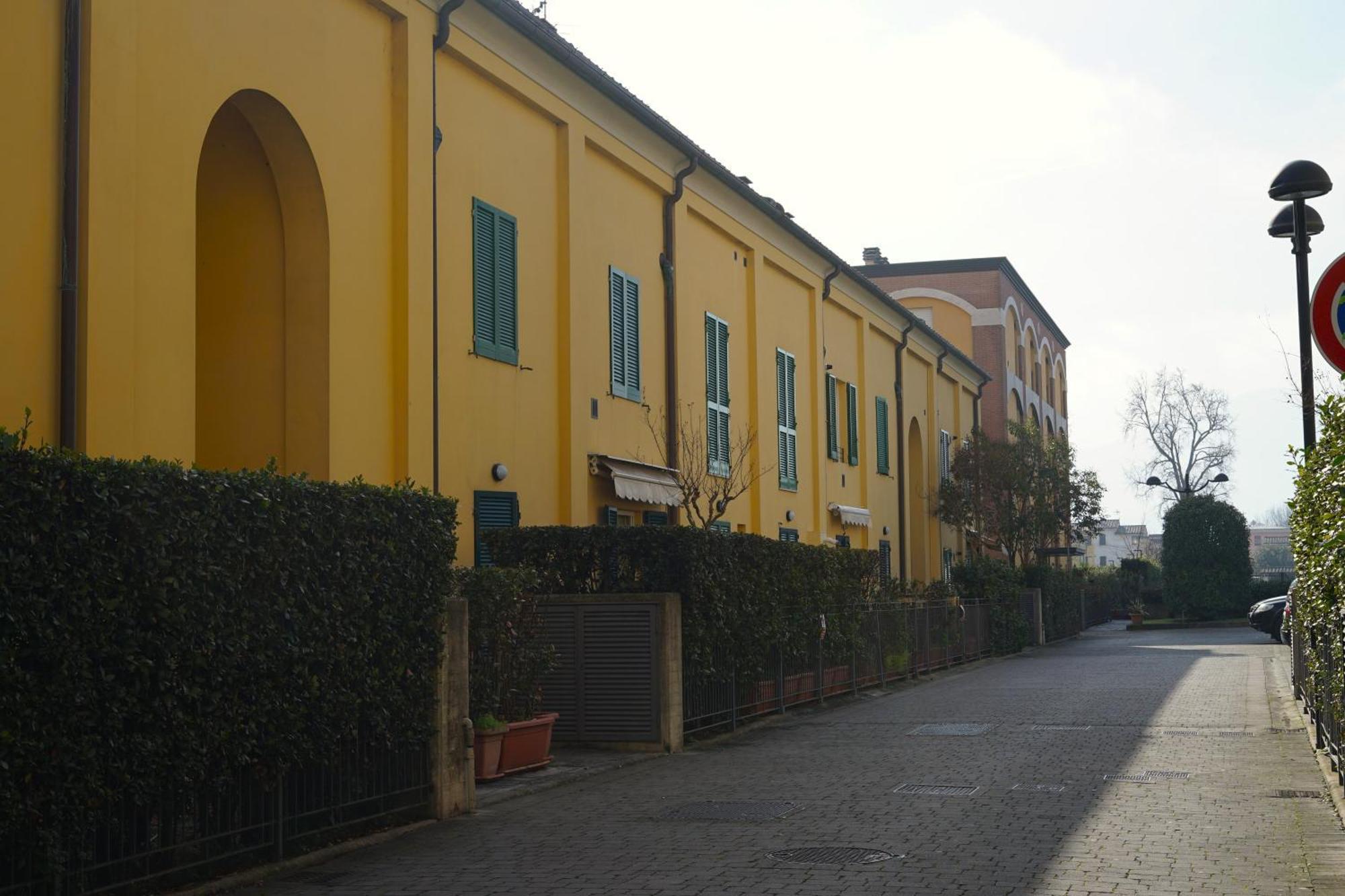 Lucca Summer Festival Appartamento Con Parcheggio Vicino Le Mura Luaran gambar